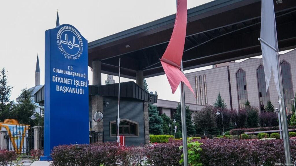 Diyanet İşleri Başkanlığı 1.250 Kur’an Kursu Öğreticisi Alacak